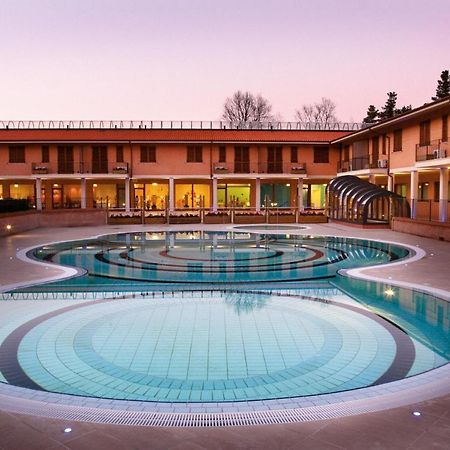 Residence Terme Di San Giacomo Sarnano Esterno foto